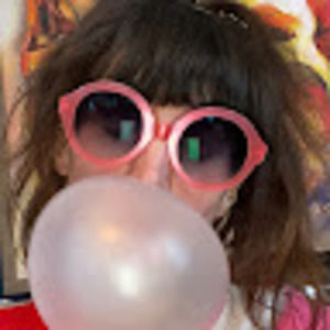 Meet your Posher, Naomi